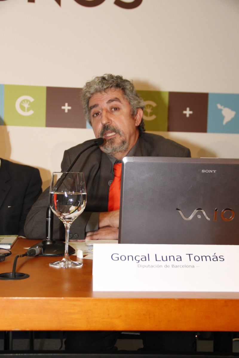 Gonal Luna Toms