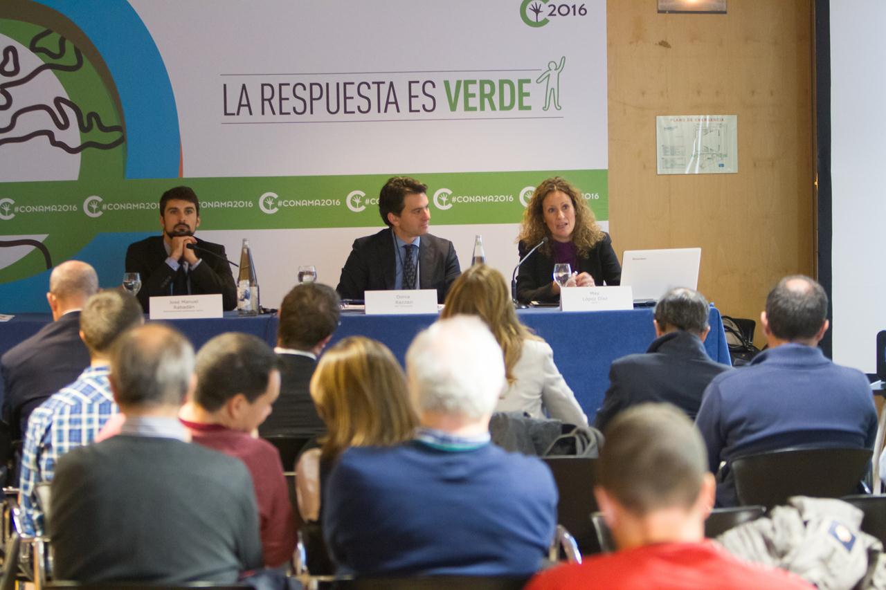 Mesa Casos de �xito relacionados con el veh�culo el�ctrico y opiniones de los Usuarios