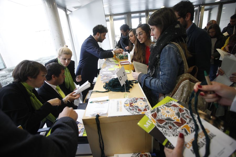 Acceso y acreditaciones (1)
