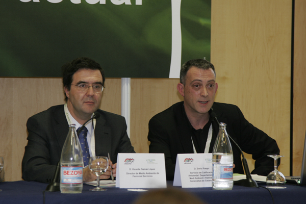 Vicente Galvn y Enric Pueyo