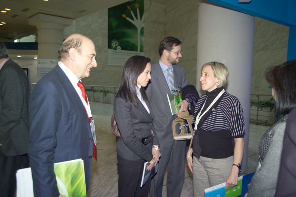Stand Ayuntamiento de Vitoria-Gasteiz Ministra de Vivienda