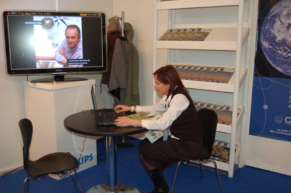 Stand Colegio Oficial de Fisicos 2