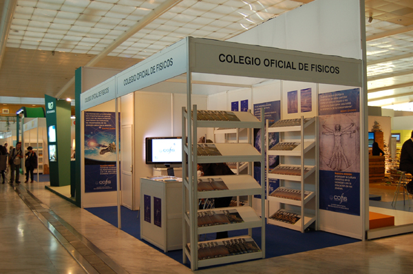 Stand Colegio Oficial de Fisicos 4