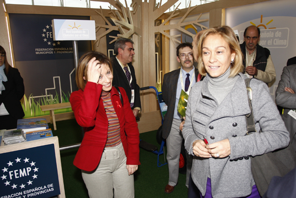 Stand Federaci�n Espa�ola de Municipios y Provincias (FEMP) Personalidades  1