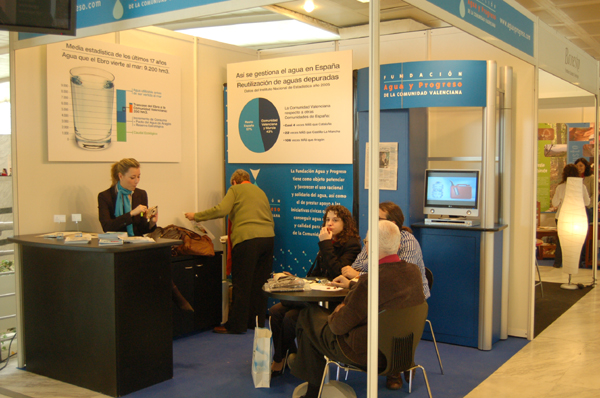 Stand Fundaci�n Agua y Progreso 2