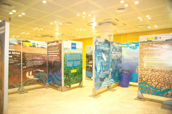 Exposici�n del Agua-Cruz Roja 5